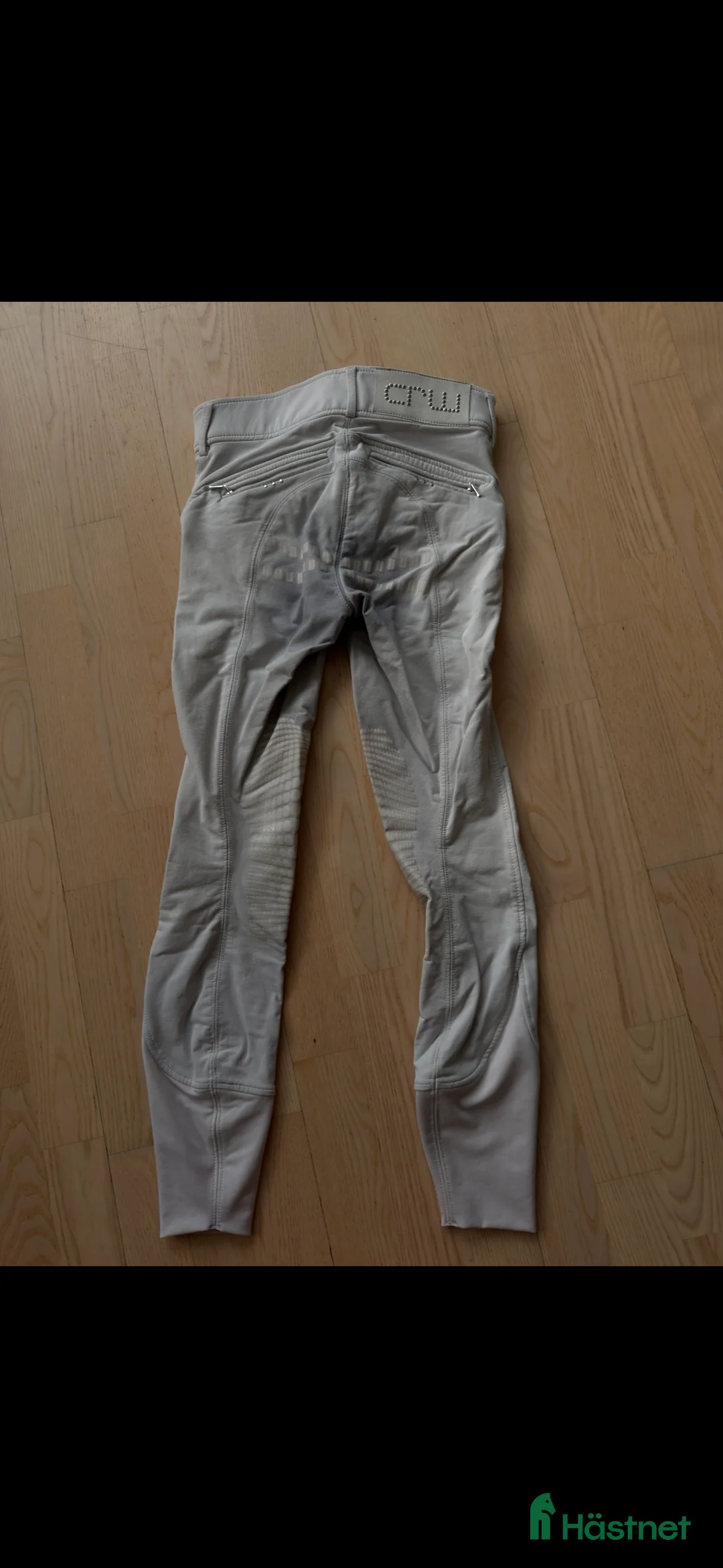 Ridbyxor ryttarutrustning till salu: Vit ridbyxa 34 i Huddinge - Annons 3