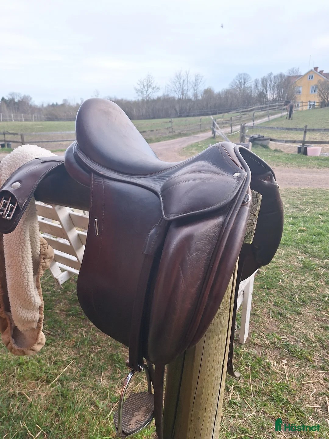 Sadlar hästutrustning till salu: Childeric DAC 18" A0 - Annons 1