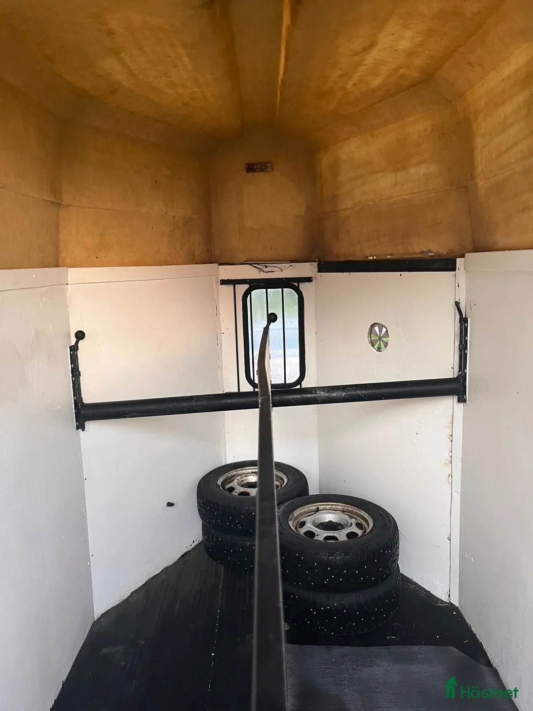 Hästtransporter  fordon & transport till salu: Hästtransport värmlandsvagnen  - Annons 2