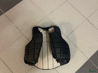 Säkerhetsvästar ryttarutrustning till salu: Säkerhetsväst i Södra Sunderbyn - Annons 23