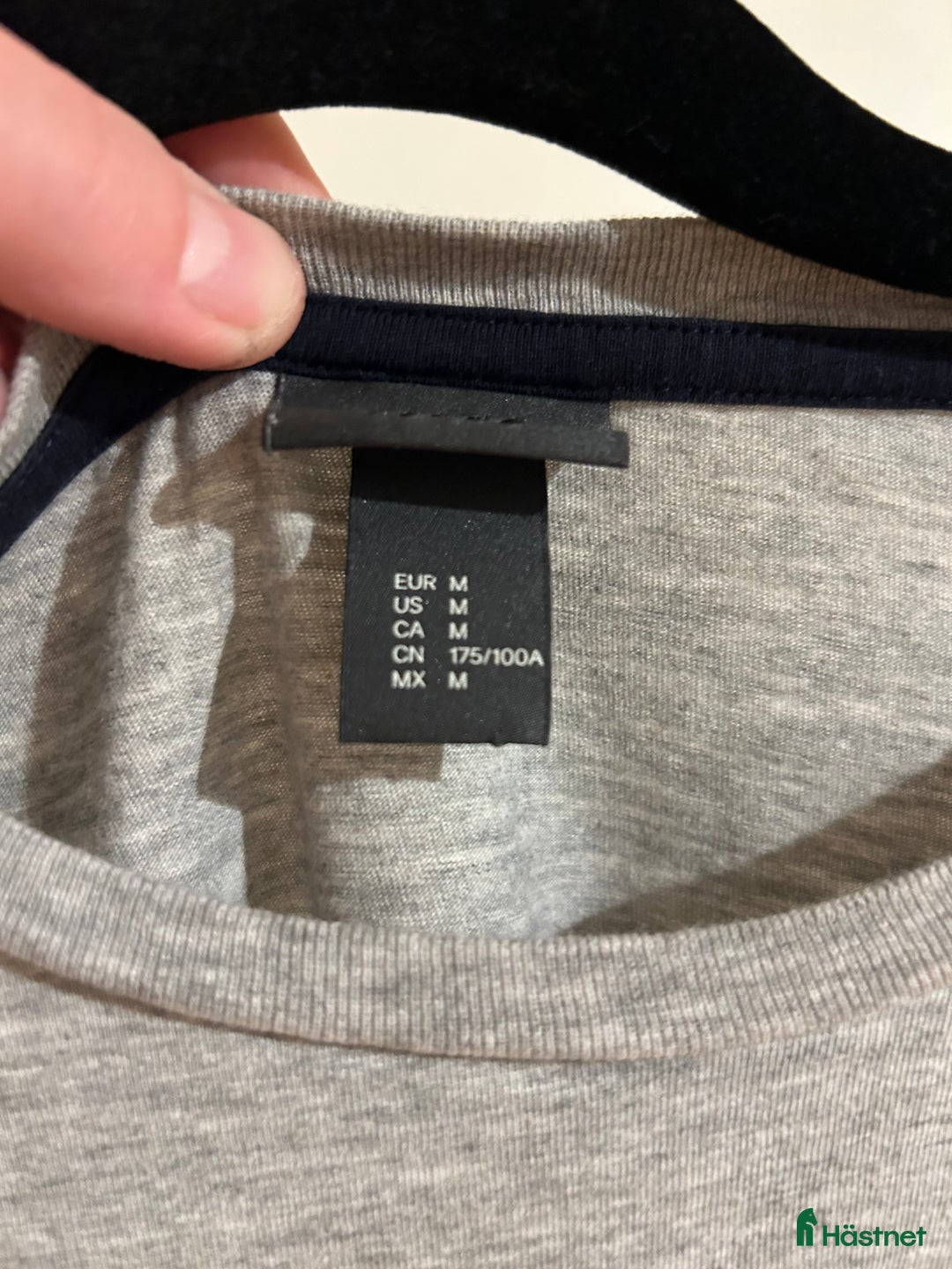 Övrigt Ridkläder ryttarutrustning till salu: H&M väst, tröjor & T-shirt, S-XL ( 36-40 )  i Värmdö - Annons 2
