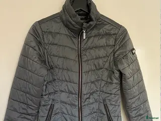 Jackor & Kavajer ryttarutrustning till salu: equestrian jacka + 3-fingervantar XS i Saltsjö-boo - Annons 5