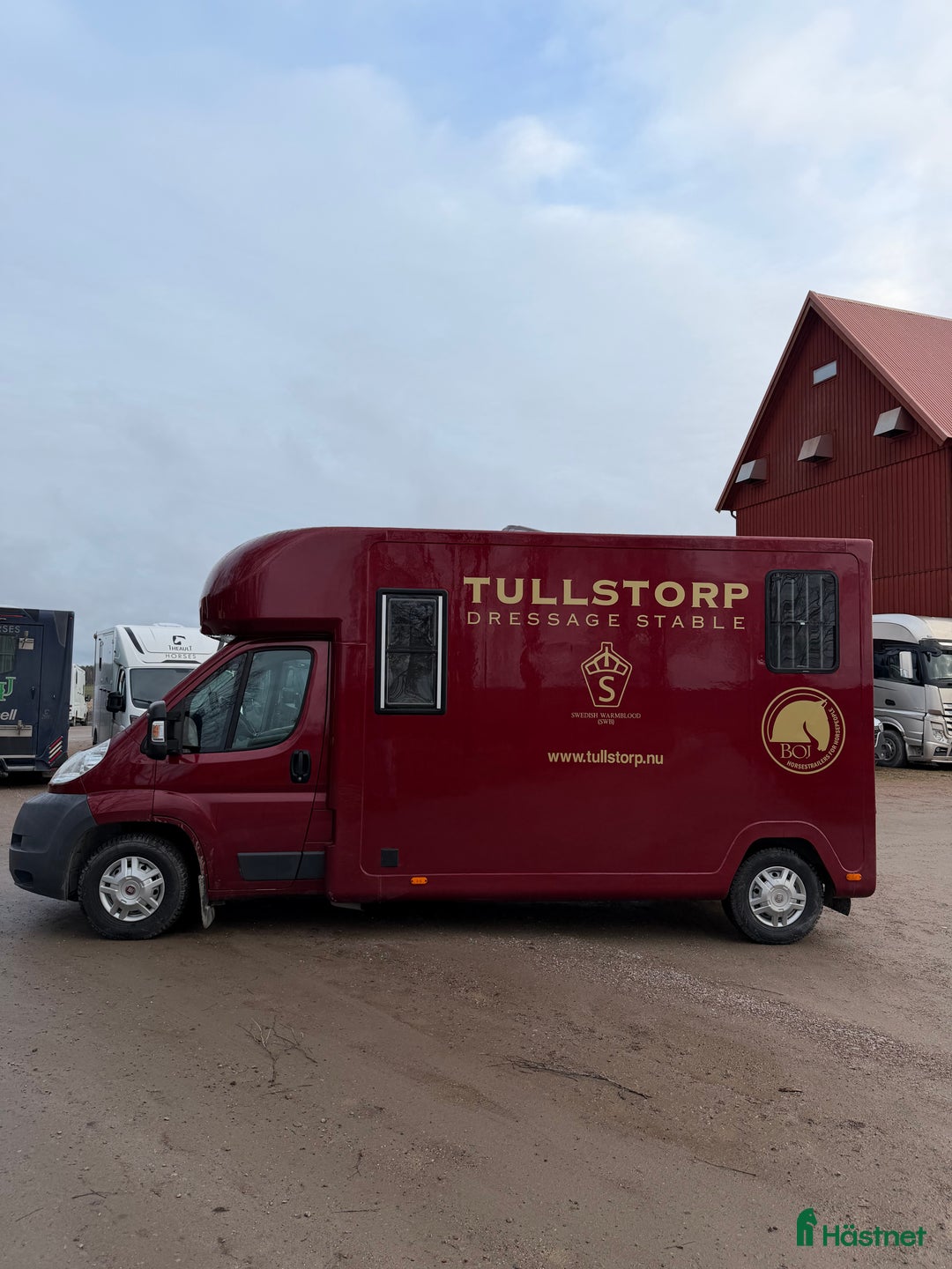 Hästlastbilar  fordon & transport till salu: Boj Hästlastbil med Bodel B-körkort  i Västerås - Annons 4