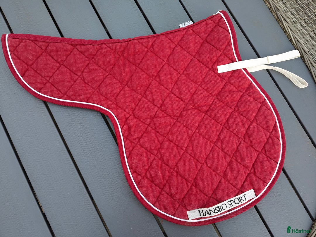 Schabrak & Vojlockar hästutrustning till salu: Diverse schabrak, paddar & vojlockar i Ljungbyholm - Annons 11