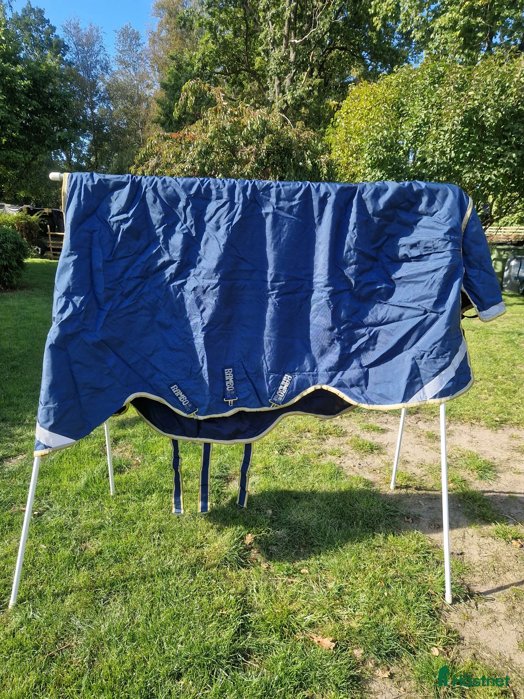 Täcken hästutrustning till salu: Nytt Rambo 100 g i Ängelholm - Annons 1