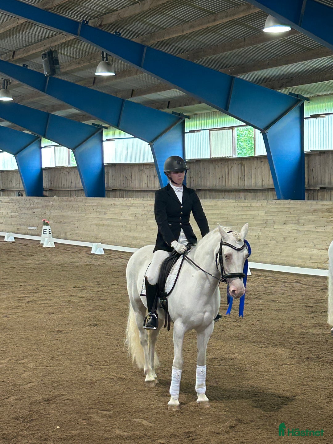 Jackor & Kavajer ryttarutrustning till salu: Pikeur Diana svart 36 i Johanneshov - Annons 1