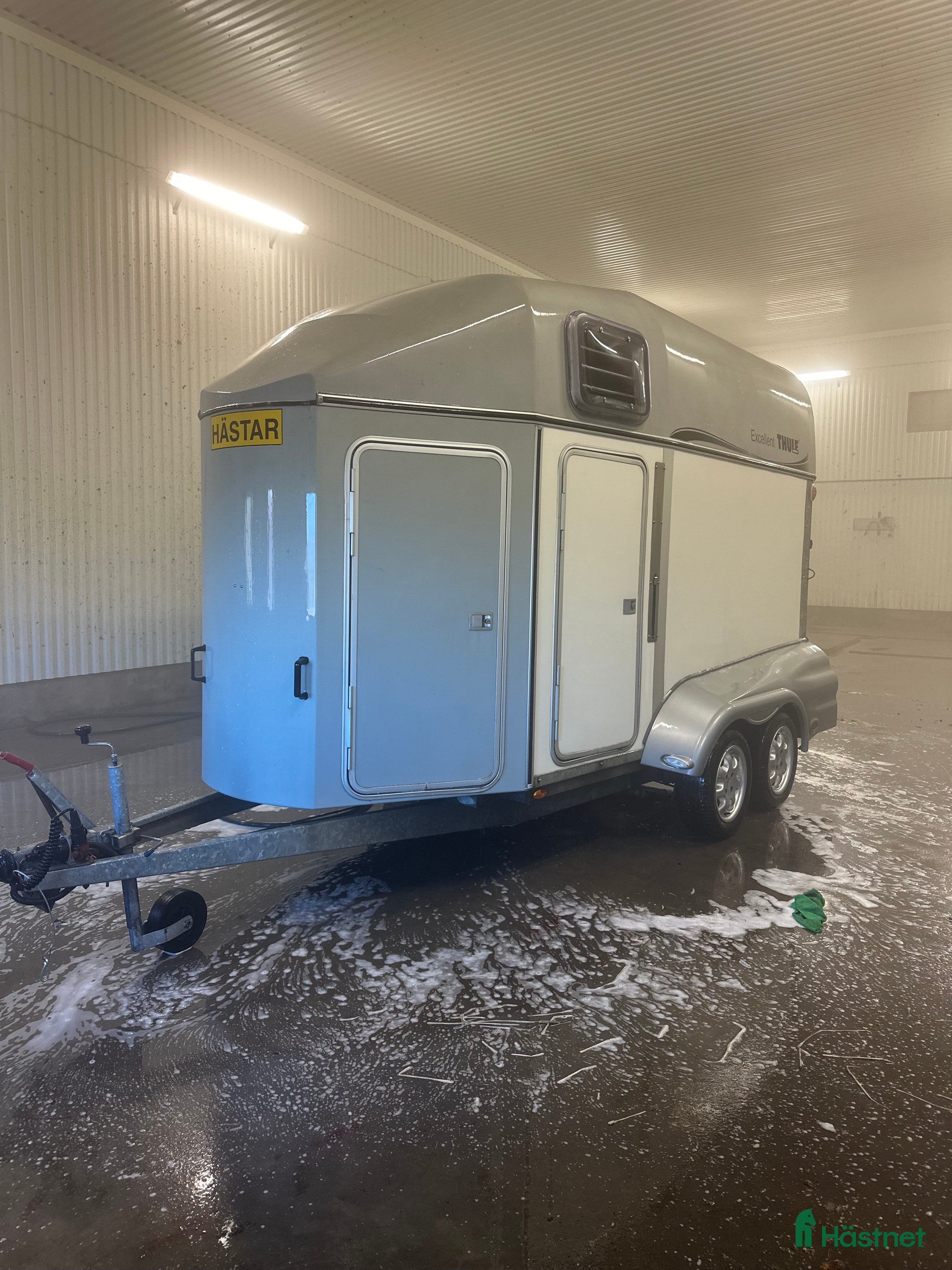 Hästtransporter  fordon & transport till salu: Thule Excellent årsmodell 2007 i Alunda - Annons 18