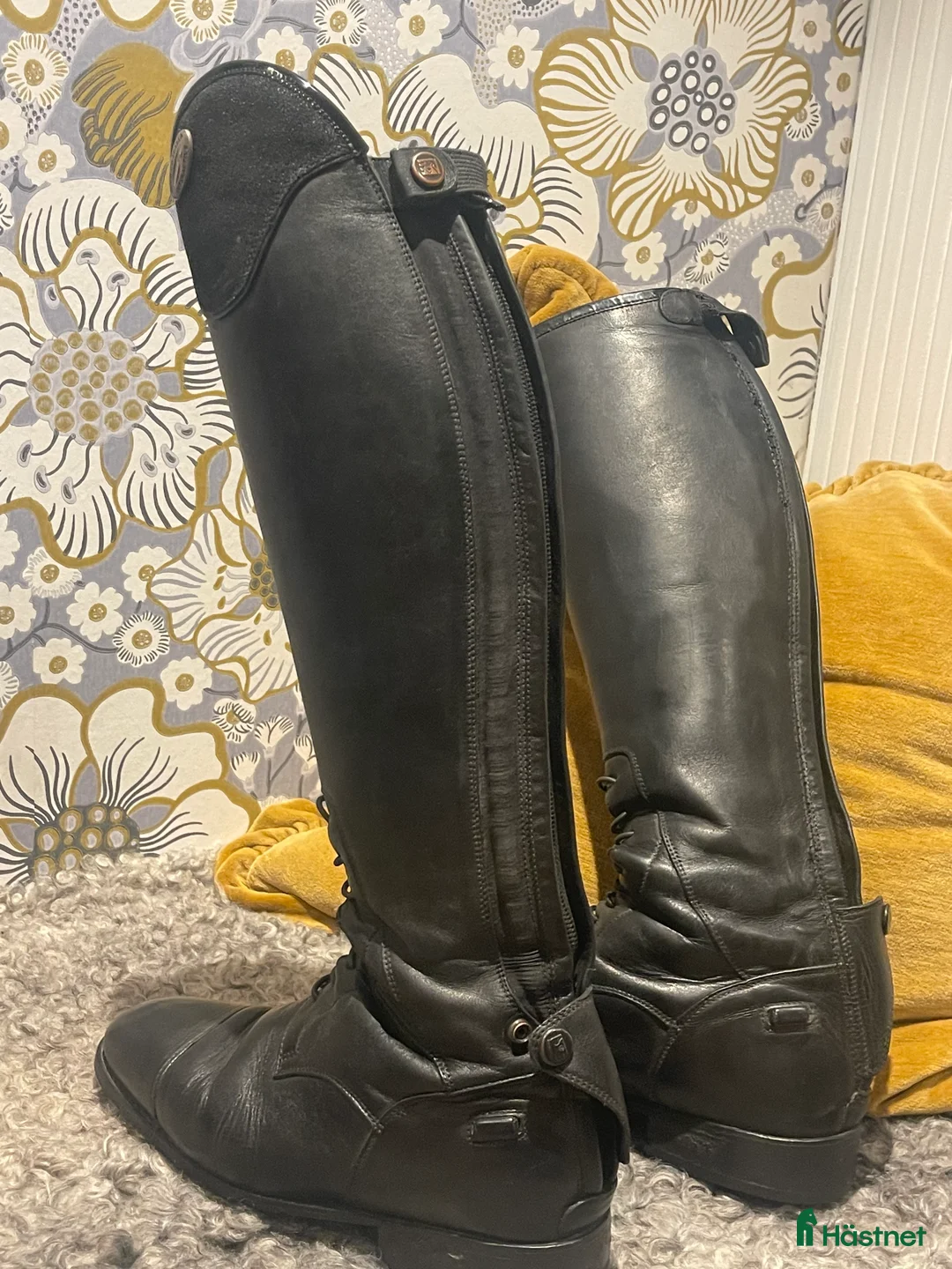 Ridstövlar ryttarutrustning till salu: Kvalitetsstövlar till ungdom eller mindre vuxen  i Göteborg - Annons 2