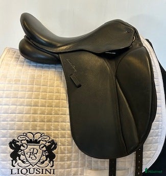 Sadlar hästutrustning Dressyrsadel Santa Cruz Arthur de Luxe 18" - Annons 19