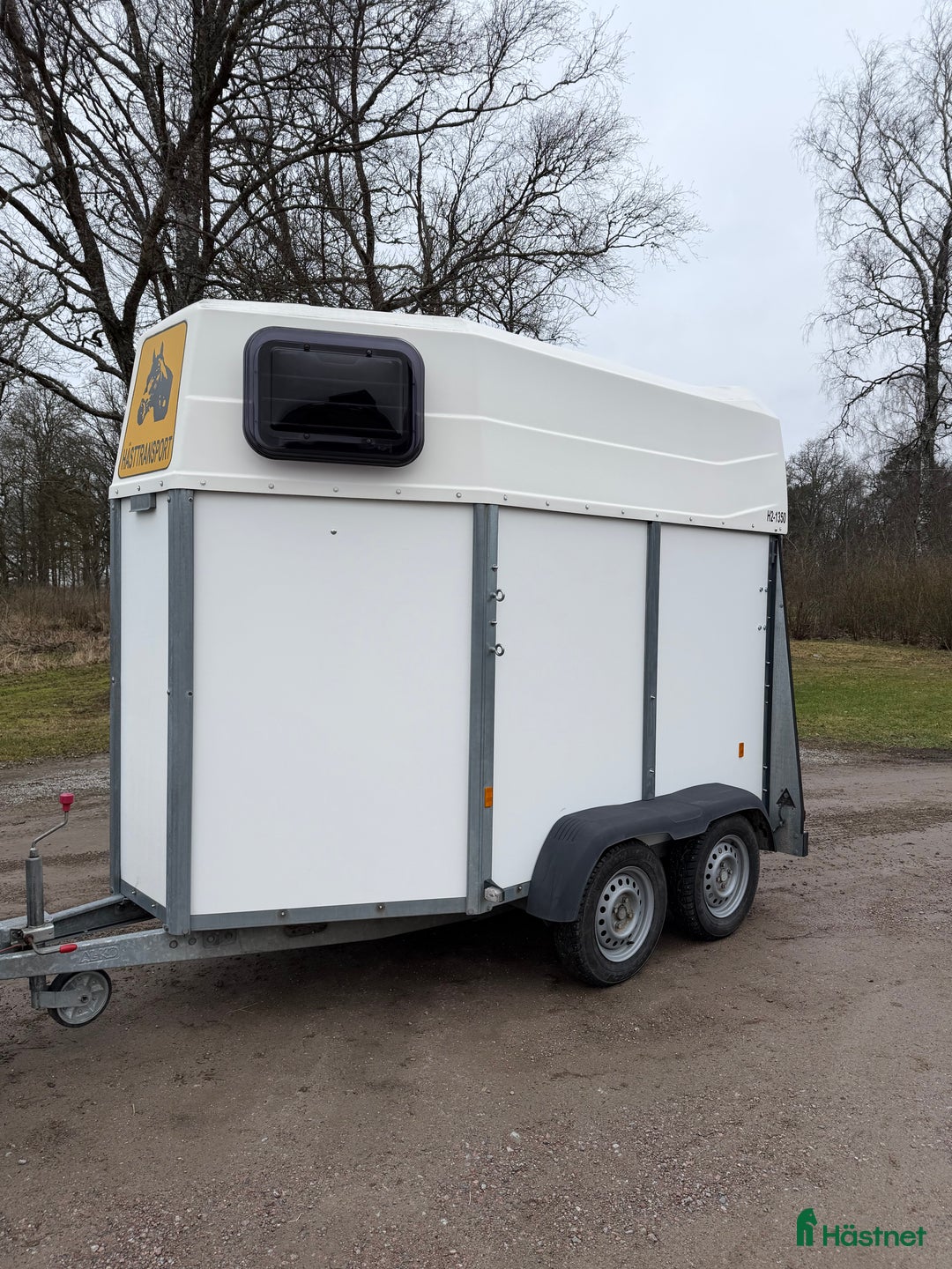 Hästtransporter  fordon & transport till salu: Värmlandsvagen-17 Kompositgolv nya väggar  i Västerås - Annons 2
