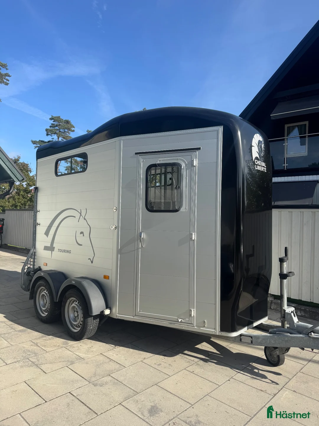 Hästtransporter  fordon & transport till salu: Cheval liberté Touring Country frontutlastning  - Annons 1