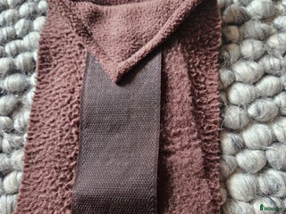 Benskydd hästutrustning till salu: Benlindor bruna mias och ljusblå i Malmö - Annons 1