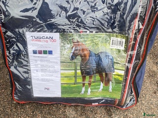 Täcken hästutrustning till salu: Premier Equine stalltäcke stl 140 i Älmhult - Annons 2