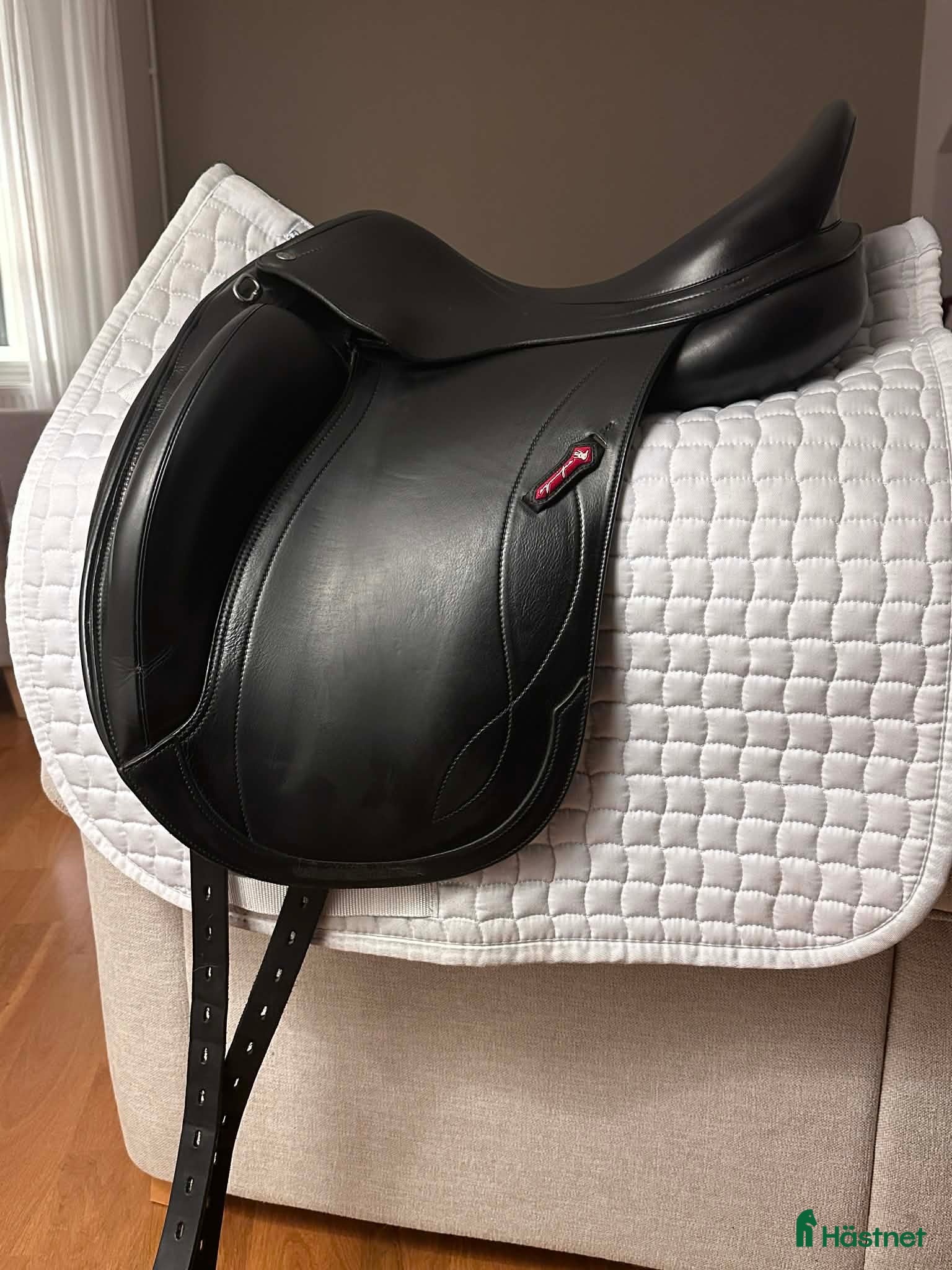 Sadlar hästutrustning Equipe Olympia, svart, 16" - Annons 1