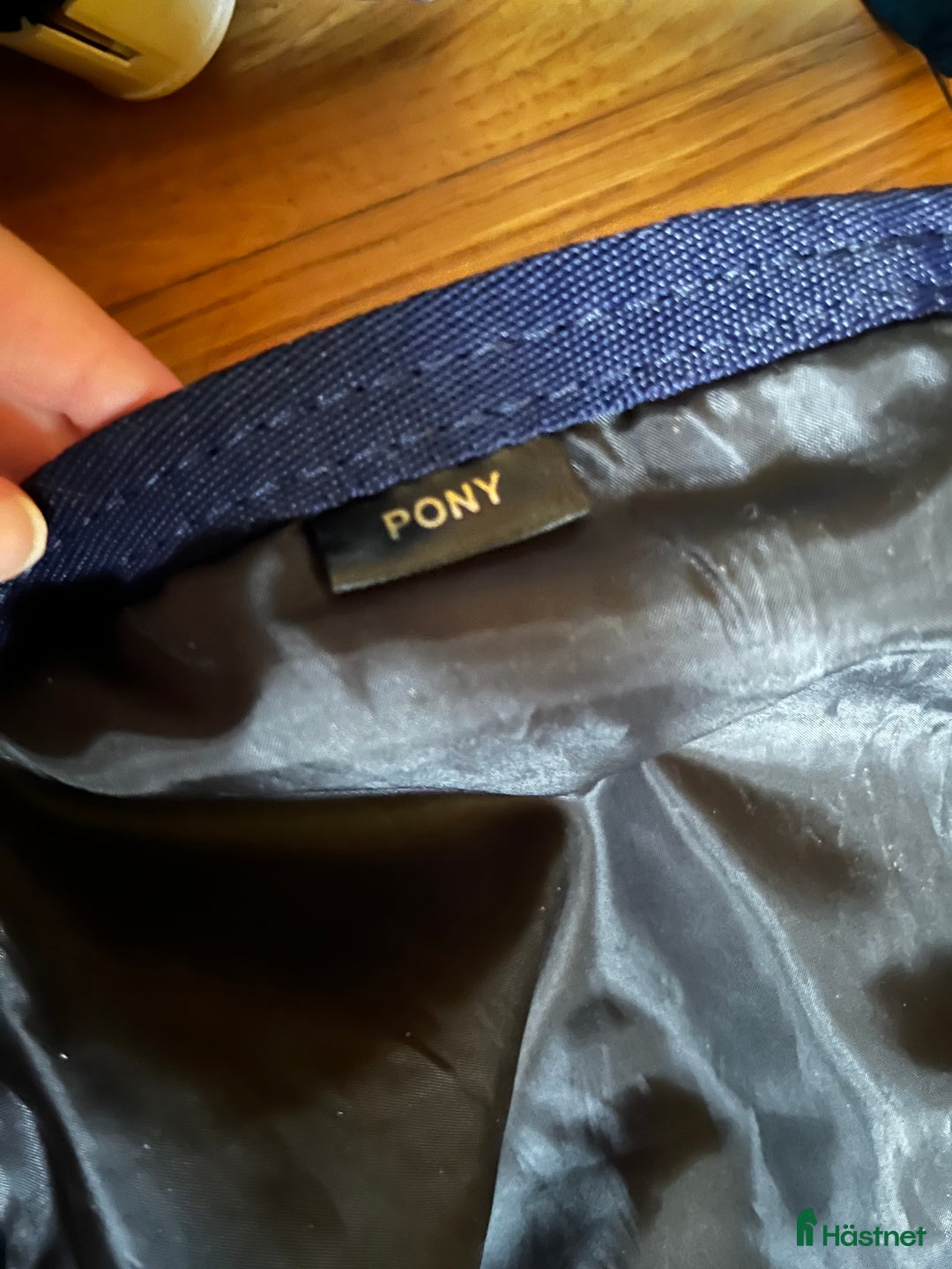 Täcken hästutrustning till salu: 4st ländtäcke säljes! i Jonsered - Annons 3