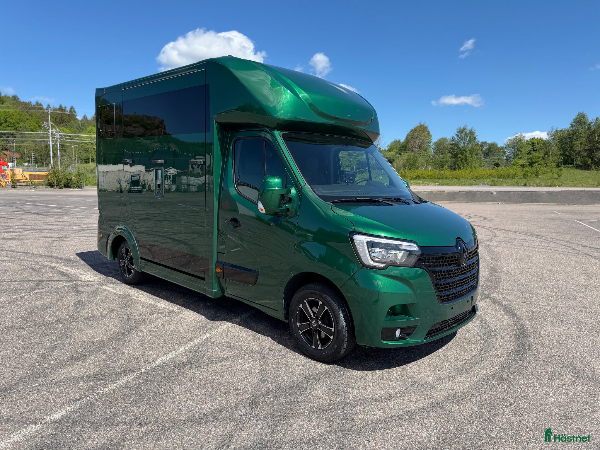 Hästlastbilar  fordon & transport till salu: Nybyggd Renault Master 2020 - Annons 1