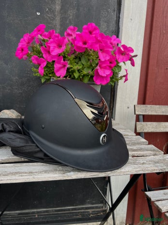 Hjälmar ryttarutrustning till salu i Lönsboda - Annons 14