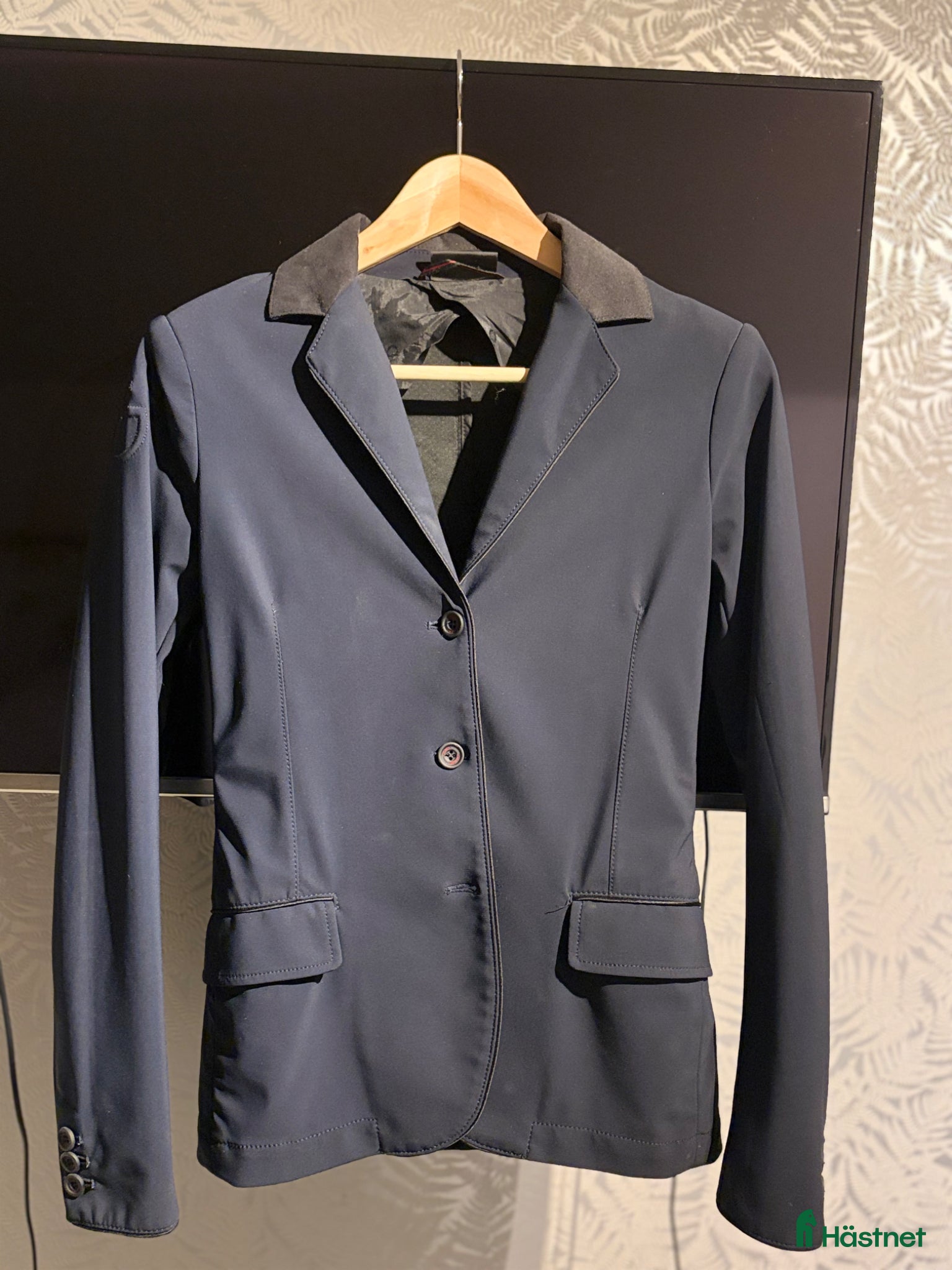 Jackor & Kavajer ryttarutrustning till salu: Cavalleria Toscana kavaj - Annons 1