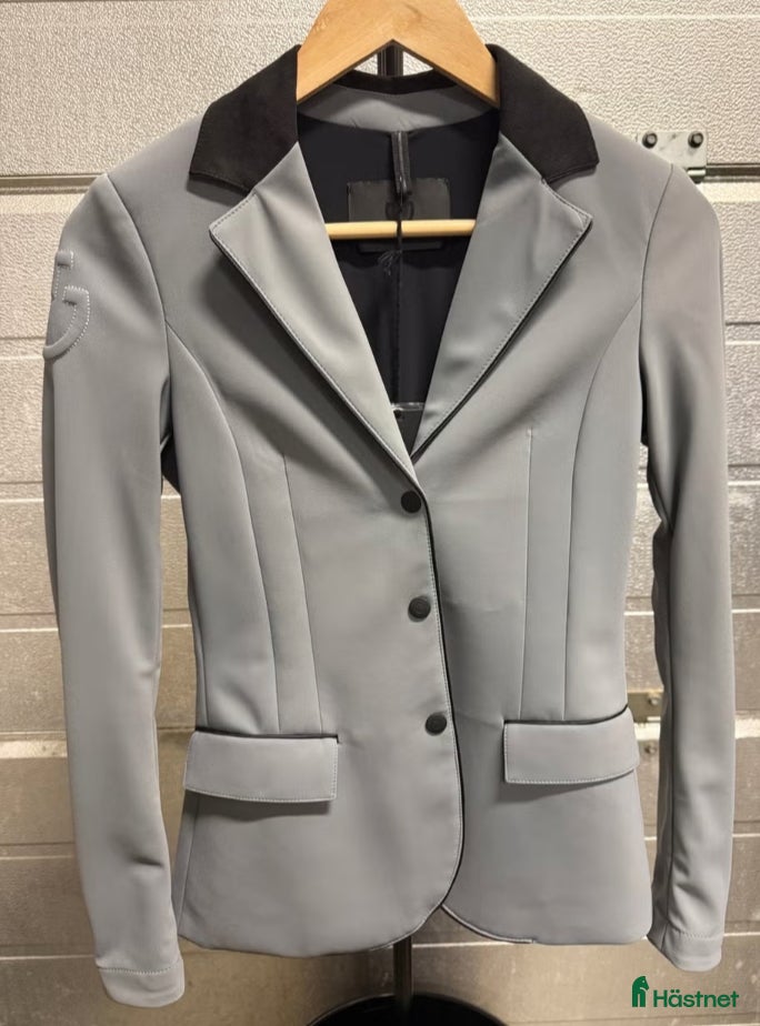 Jackor & Kavajer ryttarutrustning till salu: Cavalleria Toscana GP 34/XS - Annons 2