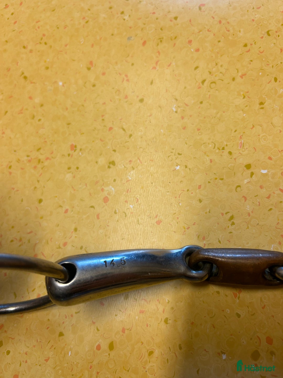 Bett hästutrustning till salu: 2st Bett stl 14,5 i Lessebo - Annons 3