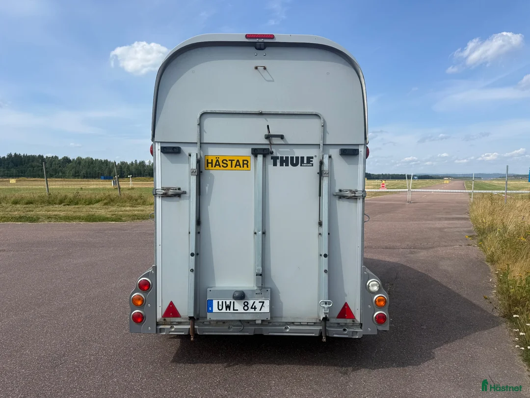 Hästtransporter  fordon & transport till salu: Thule Excellent -15 - Annons 5