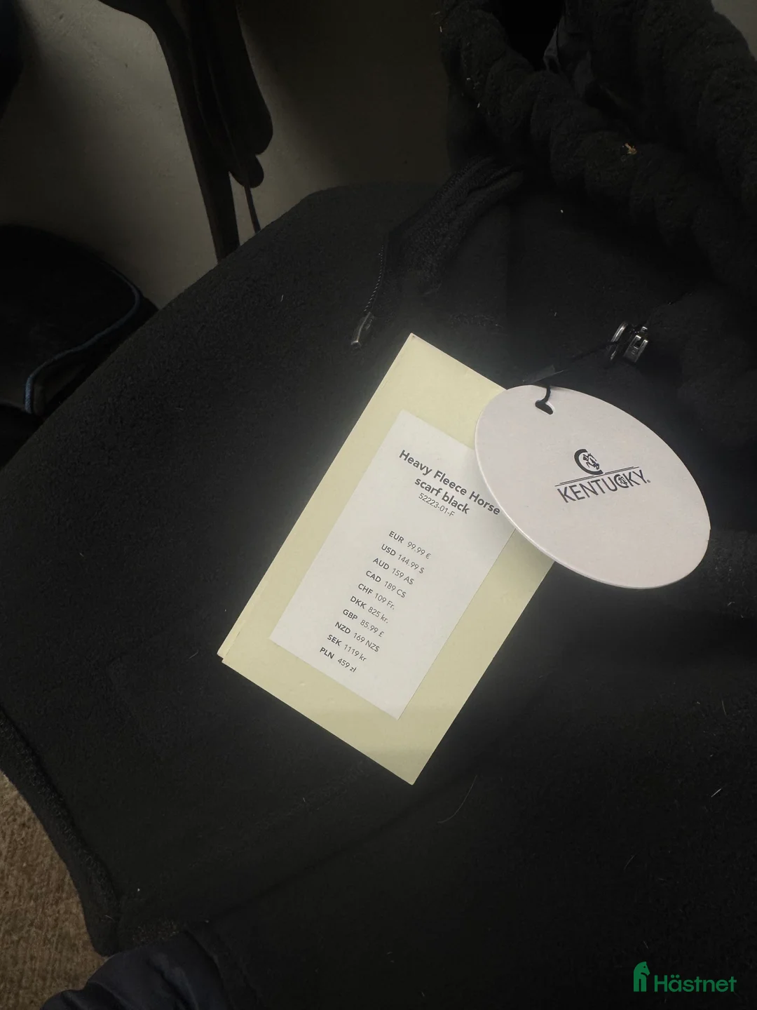 Täcken hästutrustning till salu: Fleece hals  i Askim - Annons 3