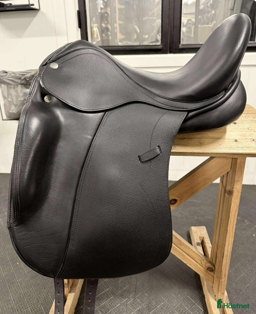 Sadlar hästutrustning till salu: Kemnevall dr Isaac  - Annons 1