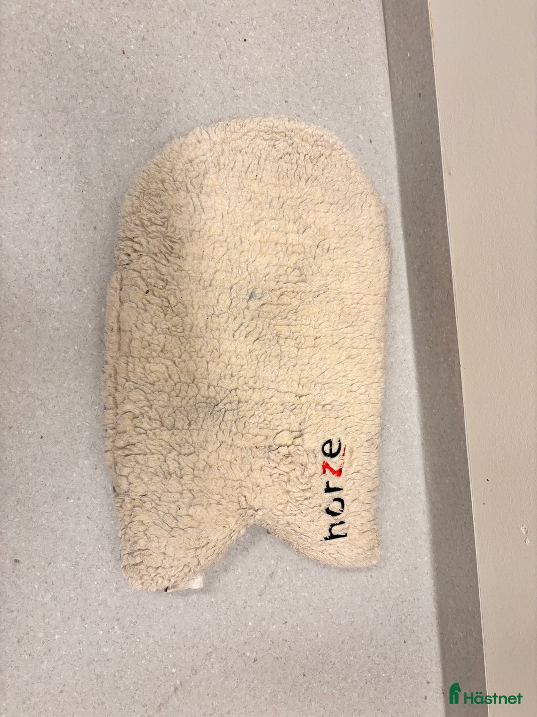 Sadeltillbehör hästutrustning till salu: Sadelpaddar i Växjö - Annons 2