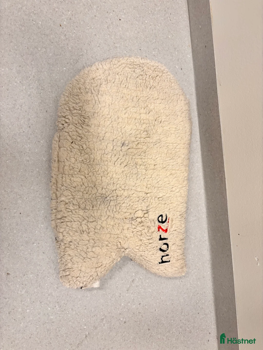 Sadeltillbehör hästutrustning till salu: Sadelpaddar i Växjö - Annons 2