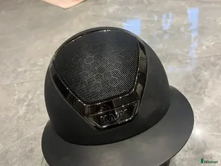 Hjälmar ryttarutrustning till salu: Kask star lady crome black i Lammhult - Annons 1