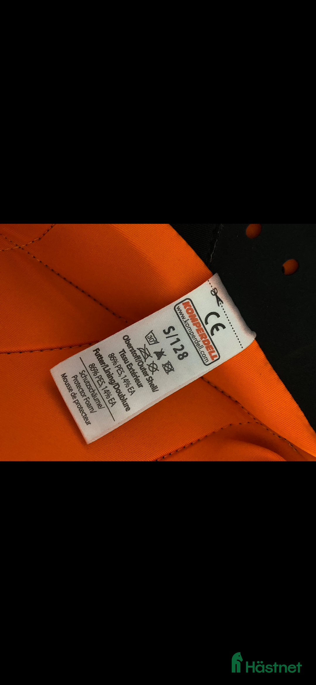 Säkerhetsvästar ryttarutrustning till salu: Västar, hjälm  i Jämjö - Annons 3