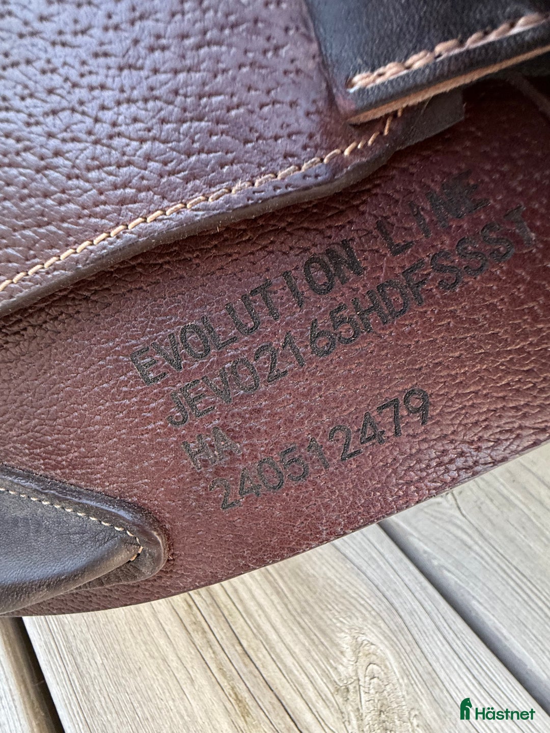 Sadlar hästutrustning till salu: Ikonic Evolution hoppsadel i Täby - Annons 7