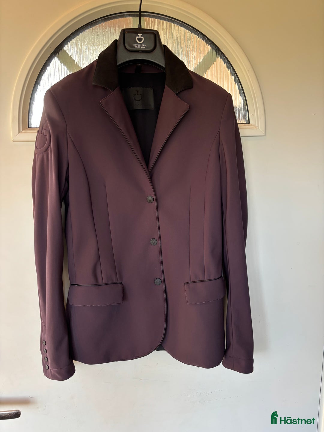 Jackor & Kavajer ryttarutrustning till salu: Cavalleria Toscana Kavaj stl 34 Fr36 It40  i Horndal - Annons 1