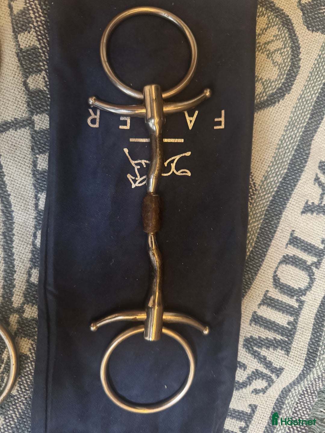 Bett hästutrustning till salu: Fager & övriga rakt och tredelat, lös o fast ring i Göteborg - Annons 1