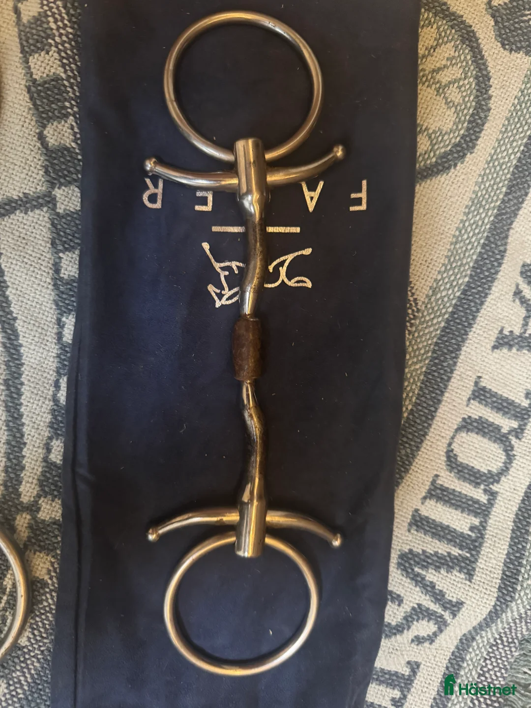 Bett hästutrustning till salu: Fager & övriga rakt och tredelat, lös o fast ring i Göteborg - Annons 1