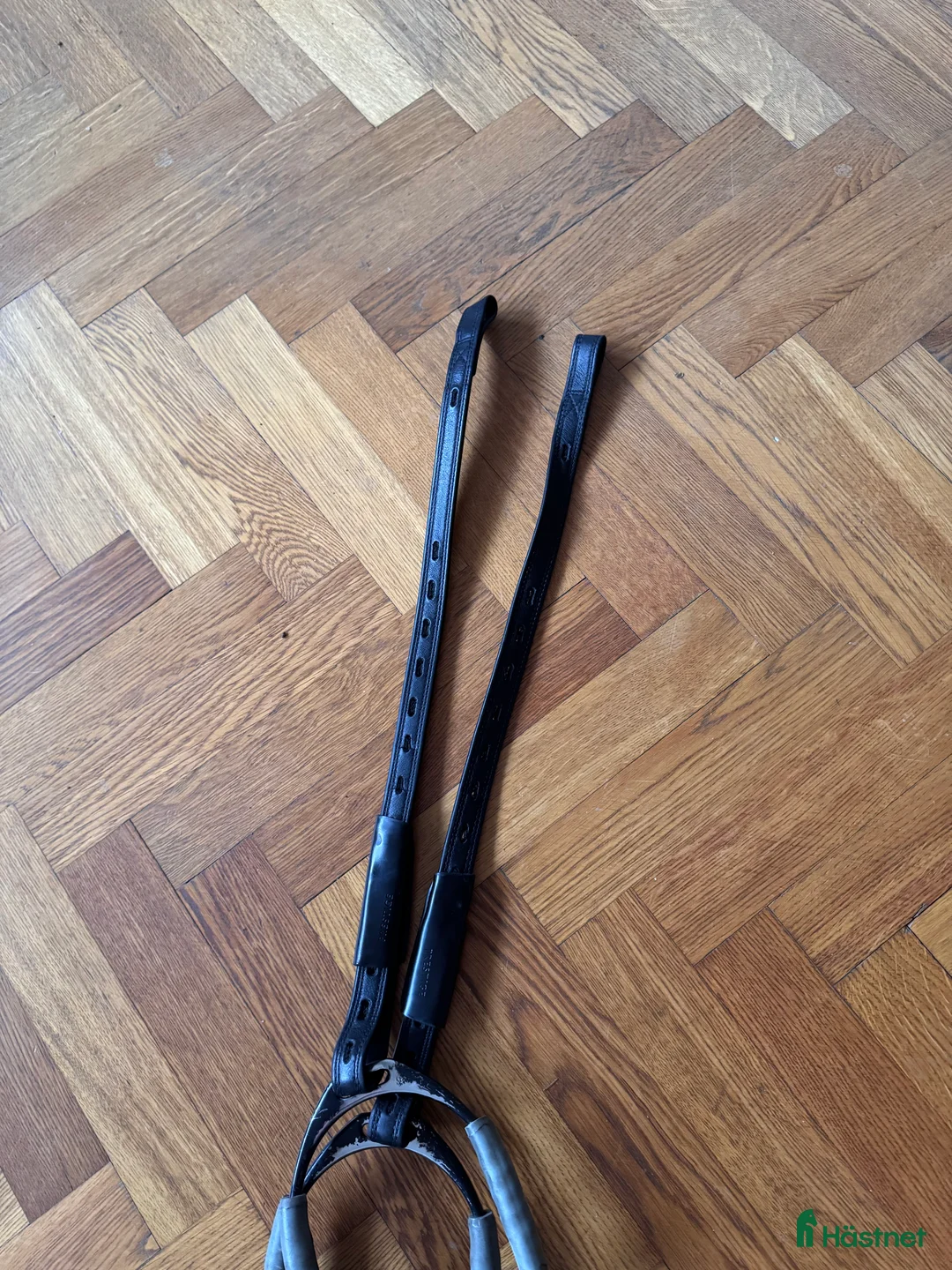 Sadeltillbehör hästutrustning till salu: Prestige stigläder dressyr - Annons 1