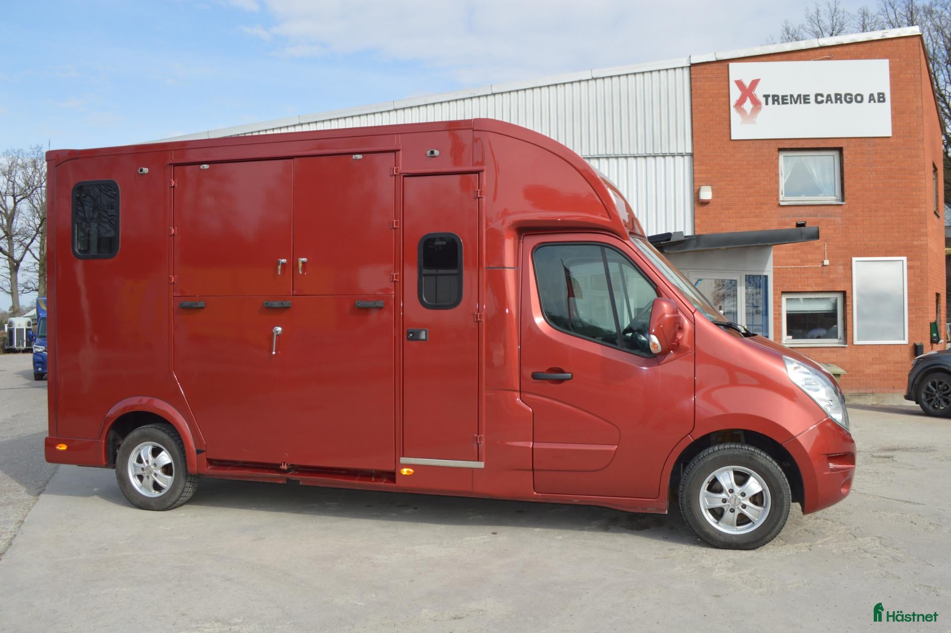 Hästlastbilar  fordon & transport till salu: Nuyts 3-sits 2016 med bodel, Automat - Annons 18