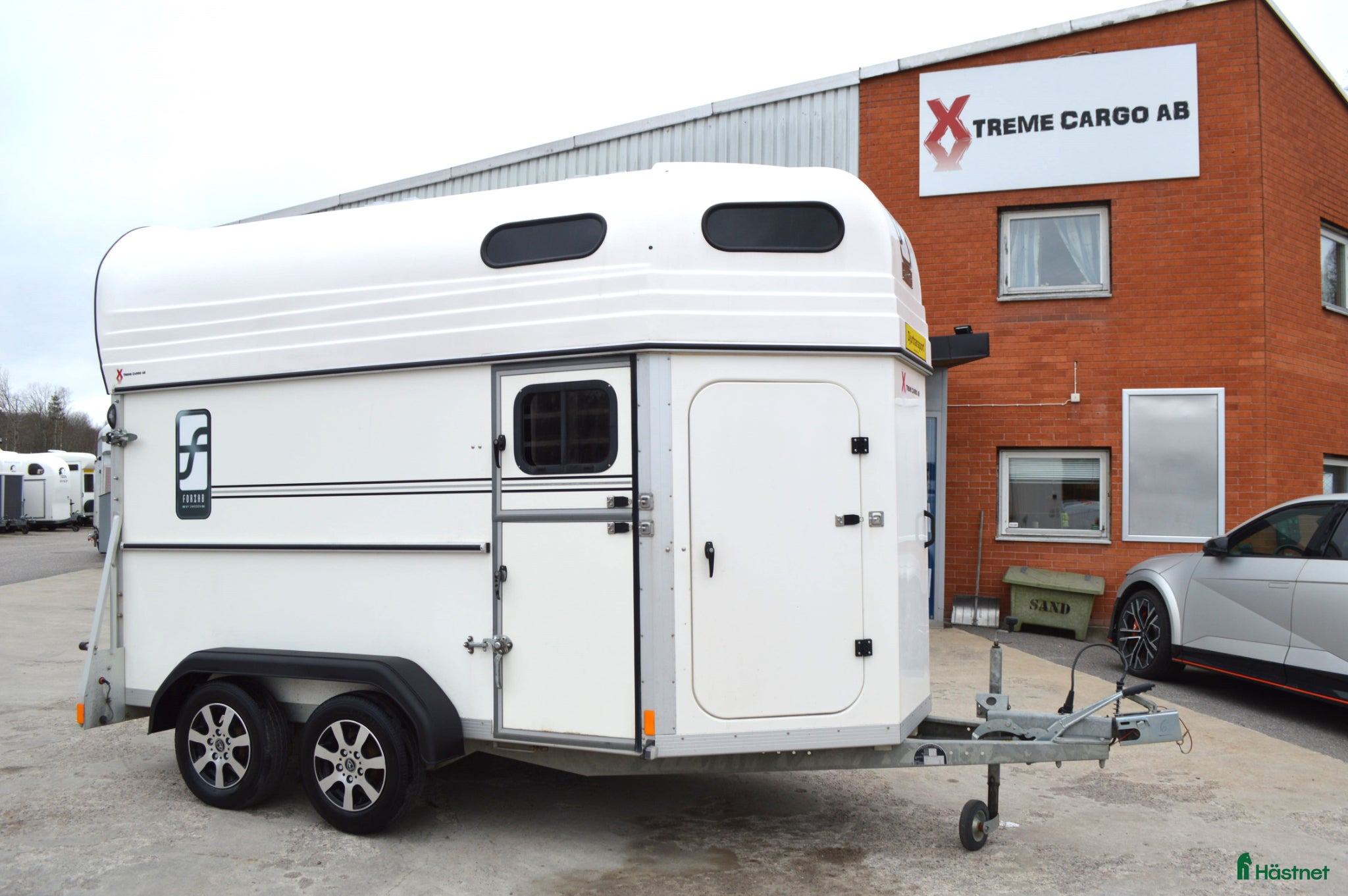 Hästtransporter  fordon & transport till salu: Forzab Futuro 220SEH 2020, Totalvikt 1990 kg - Annons 5