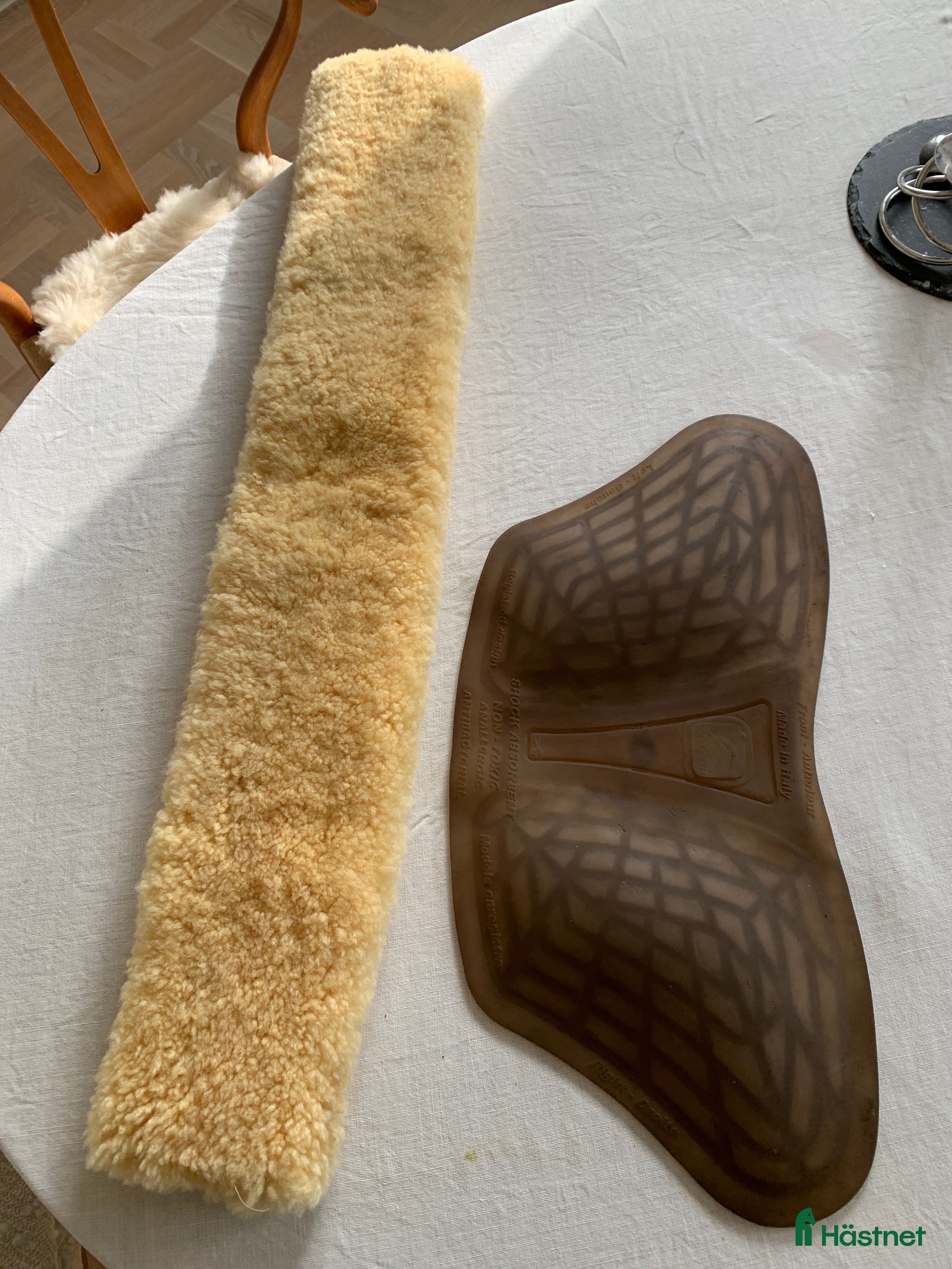 Sadeltillbehör hästutrustning Acavallo frontlifter och fårskinnstunnel - Annons 3