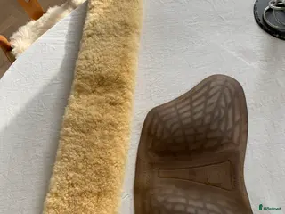 Sadeltillbehör hästutrustning Acavallo frontlifter och fårskinnstunnel - Annons 3