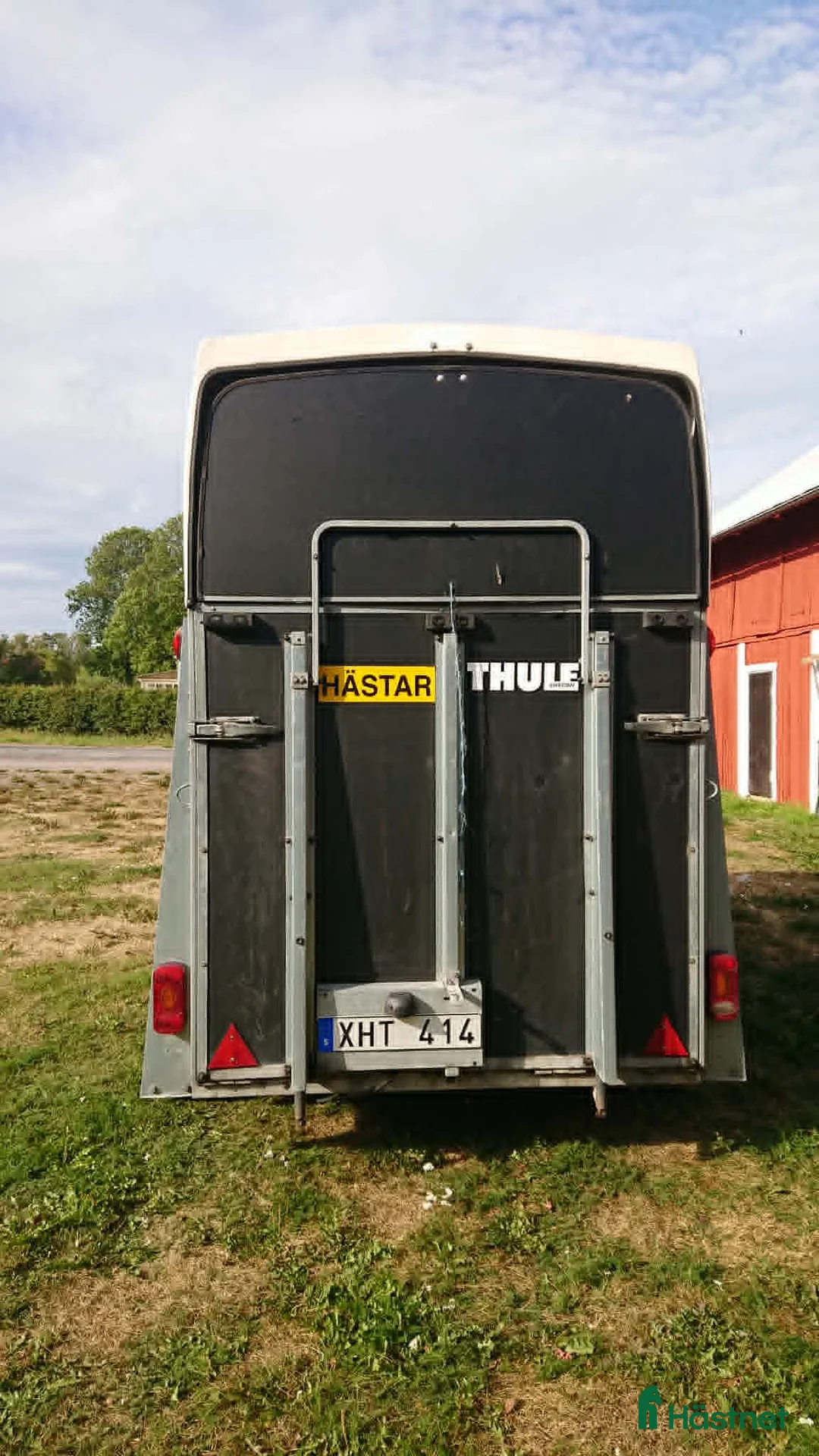 Hästtransporter  fordon & transport till salu: Välhållet Thule-släp i Alunda - Annons 2