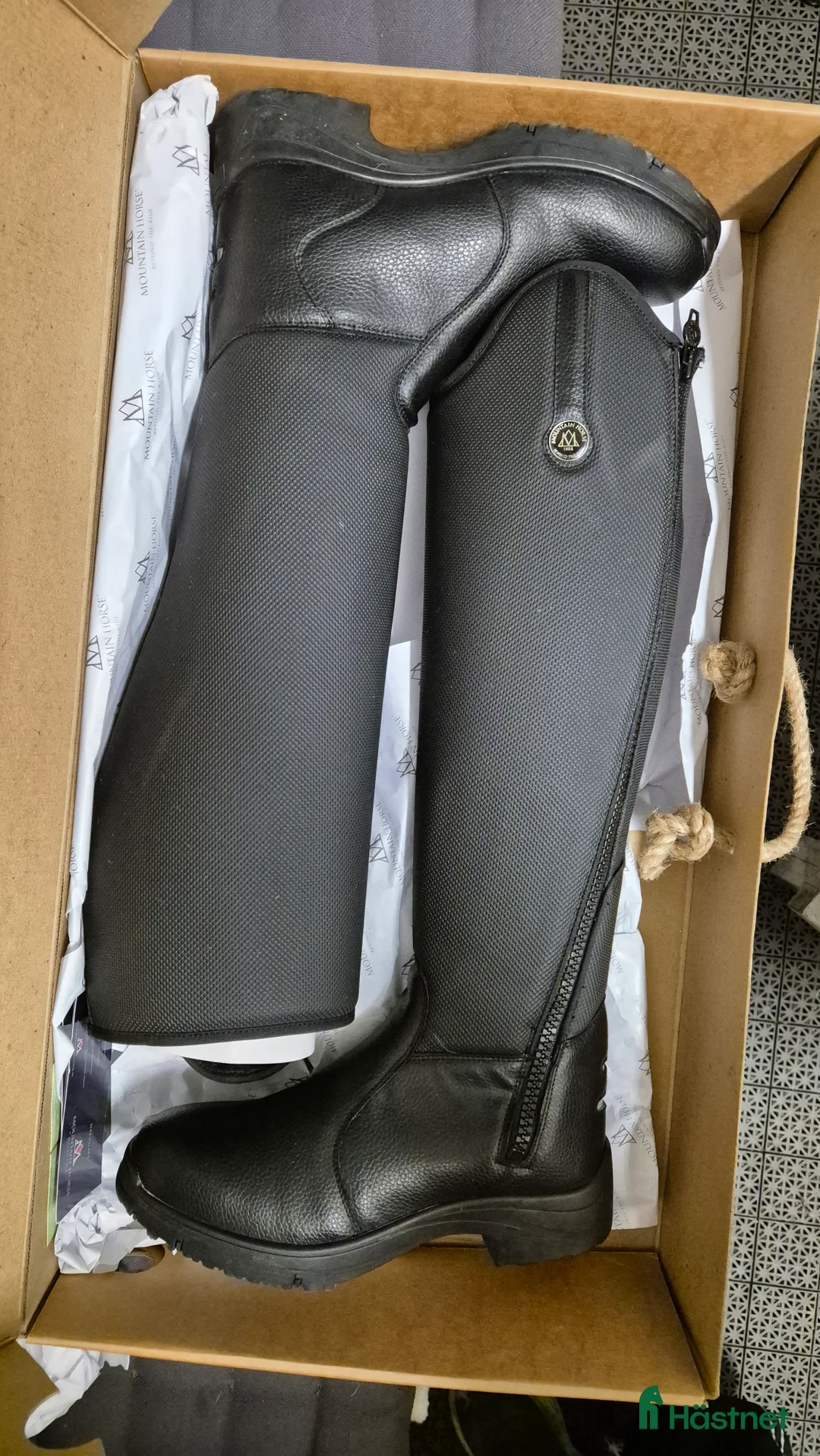 Ridstövlar ryttarutrustning till salu: Mountain Horse Vinterridstövlar i Halmstad - Annons 1