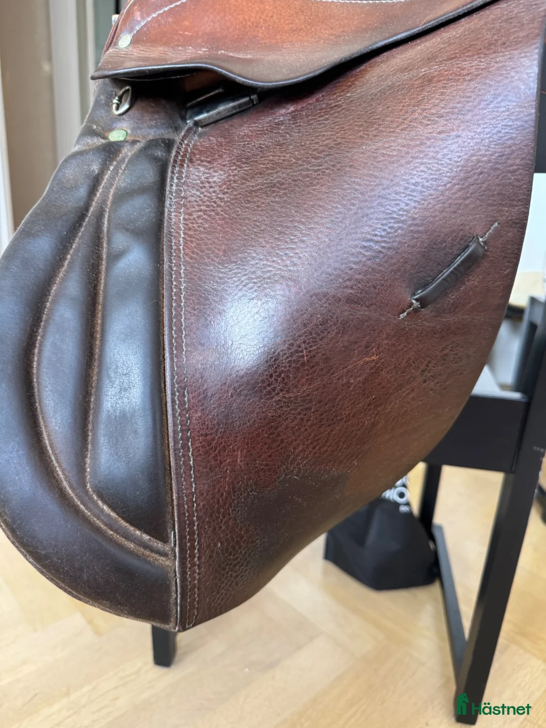 Sadlar hästutrustning till salu: Prestige dressyrsadel 17” M/33 – brun - Annons 6