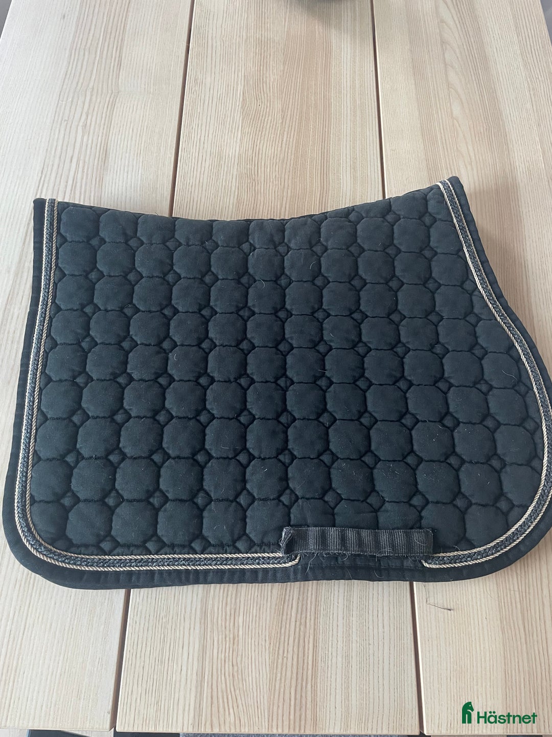 Schabrak & Vojlockar hästutrustning till salu: Equiline Schabrak i Örebro - Annons 2