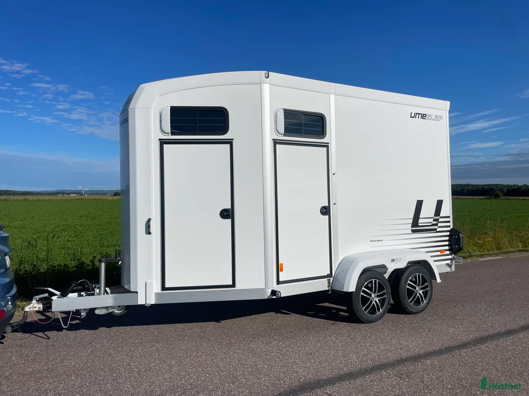 Hästtransporter  fordon & transport till salu: UME B60 - Den alla vill ha! - Annons 1