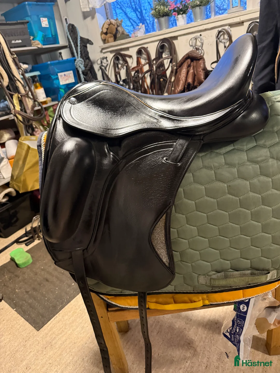Sadlar hästutrustning till salu: Sadeln med det lilla extra   - Annons 2
