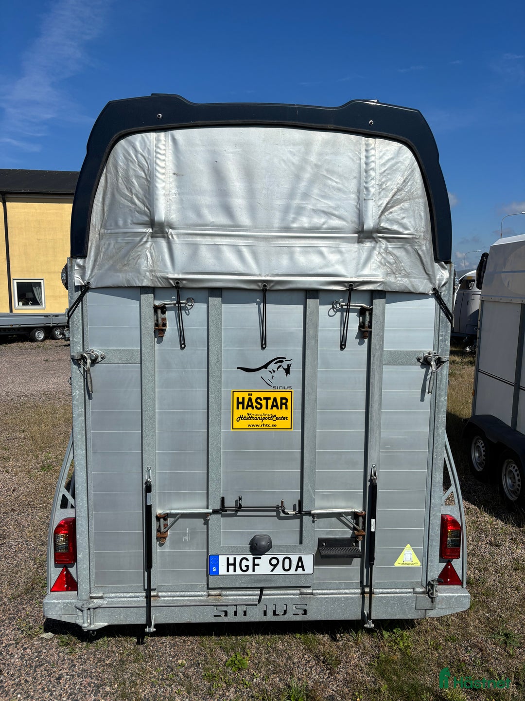 Hästtransporter  fordon & transport till salu: Sirius med sadelkammare i Skurup - Annons 2