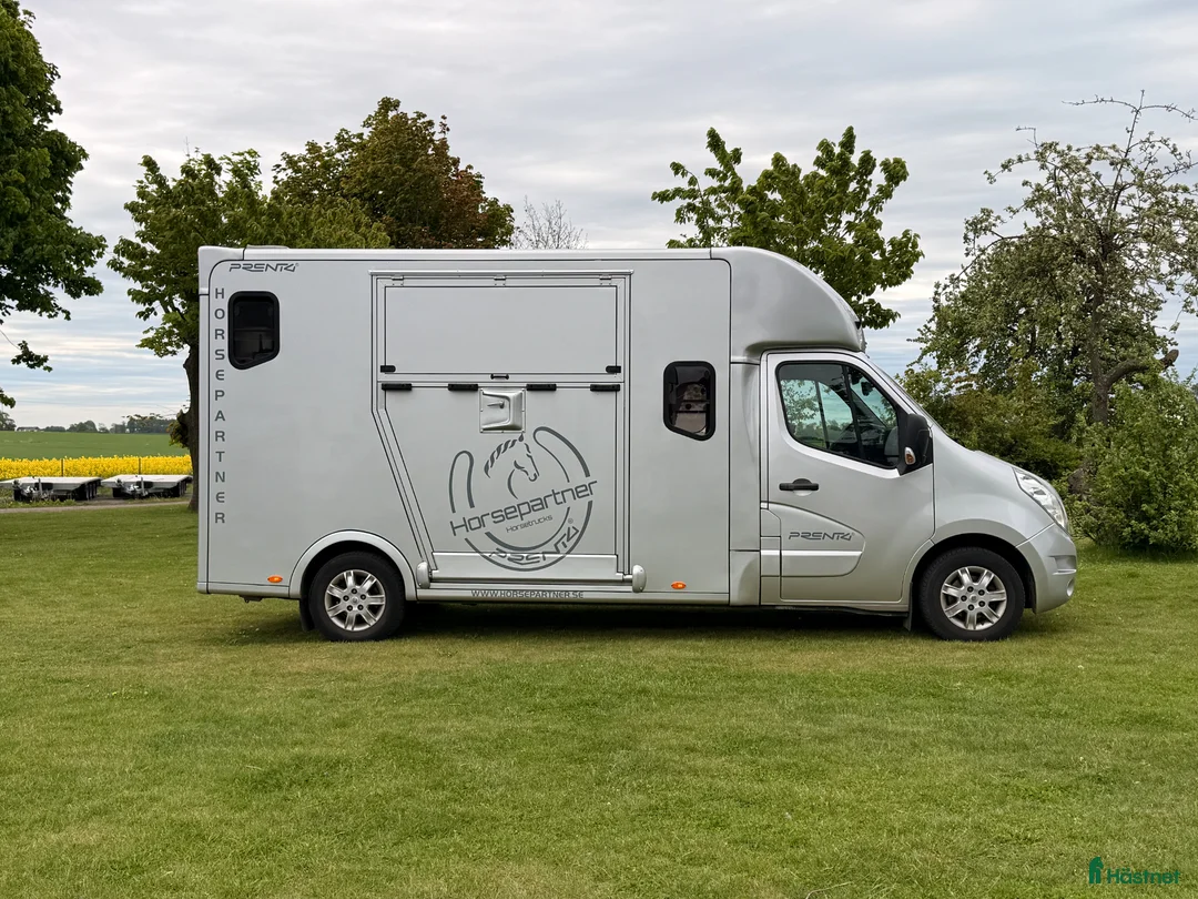 Hästlastbilar  fordon & transport till salu: Renault Master - Horsepartner Exclusive - Annons 2