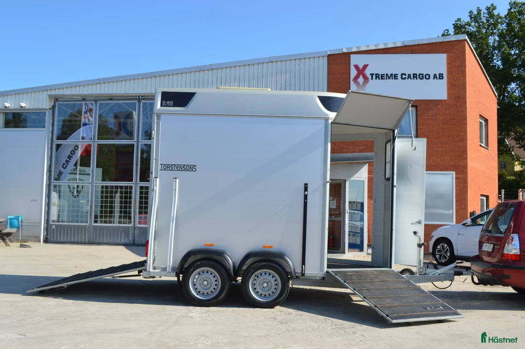 Hästtransporter  fordon & transport till salu: Sirius S80 2022 i Kvicksund - Annons 1