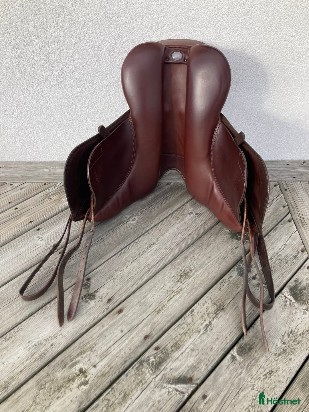 Sadlar hästutrustning till salu: Bates dressyrsadel  i Veddige - Annons 3